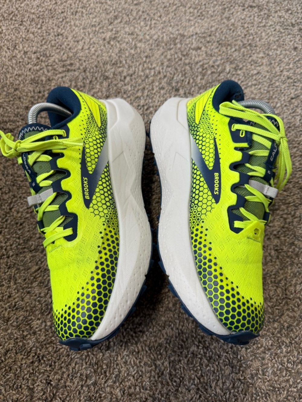 Brooks caldera 6 Neon Lime and Navy Performance Running Shoes - Picture 4 of 9